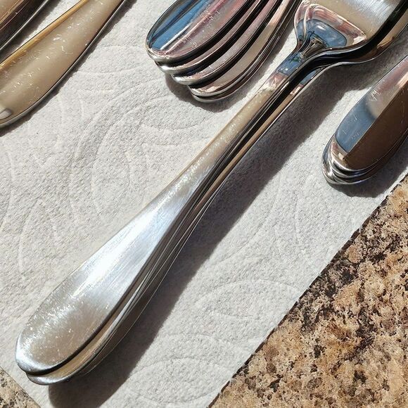 Stainless Steel‎ Flatware 25 pc Glossy Teaspoons, Forks, Dinner Knives - Picture 8 of 8